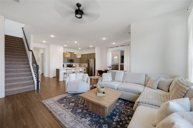 1501 White Water Way, Aubrey, TX 76227