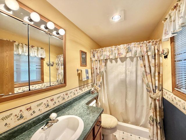 N3357 Ivy ROAD, Lake Geneva, WI 53147