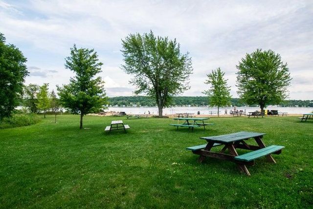 N3357 Ivy ROAD, Lake Geneva, WI 53147