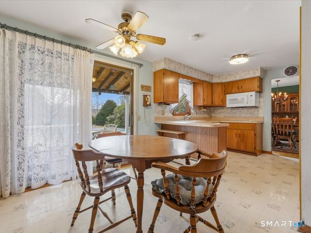 131 Oxbow Drive, Meriden, CT 06450