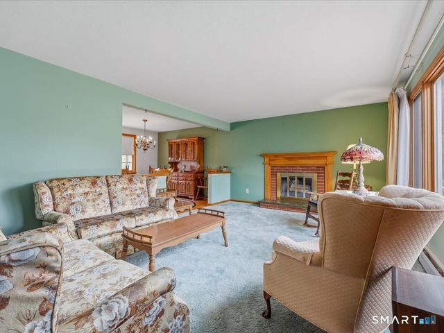 131 Oxbow Drive, Meriden, CT 06450