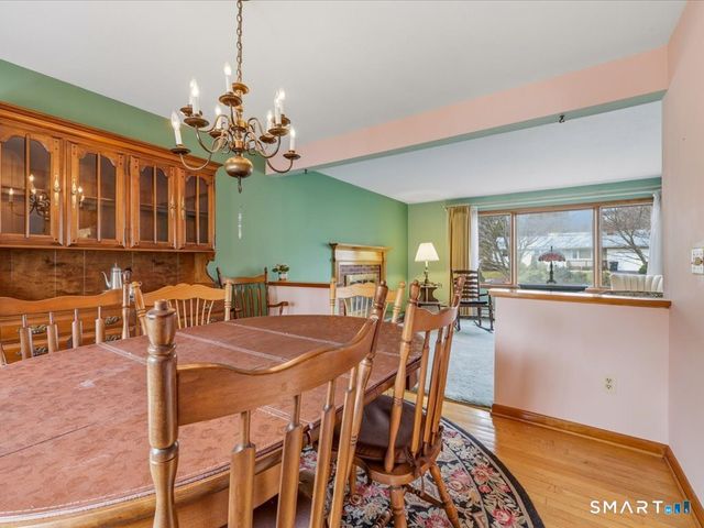 131 Oxbow Drive, Meriden, CT 06450