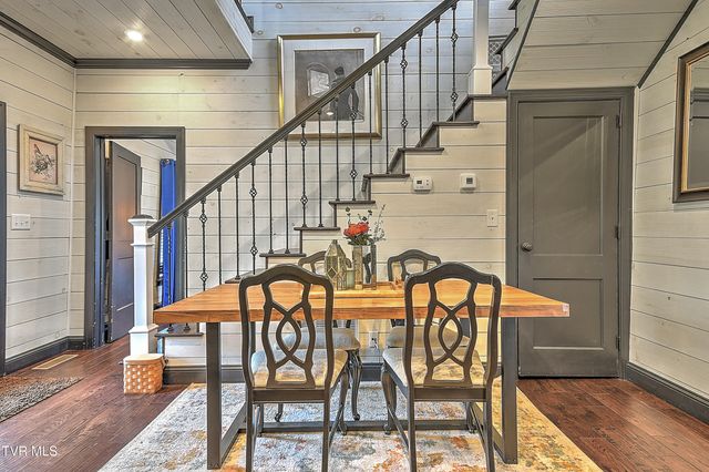 465 Broyles Lane, Bristol, TN 37620