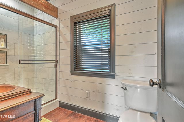 465 Broyles Lane, Bristol, TN 37620