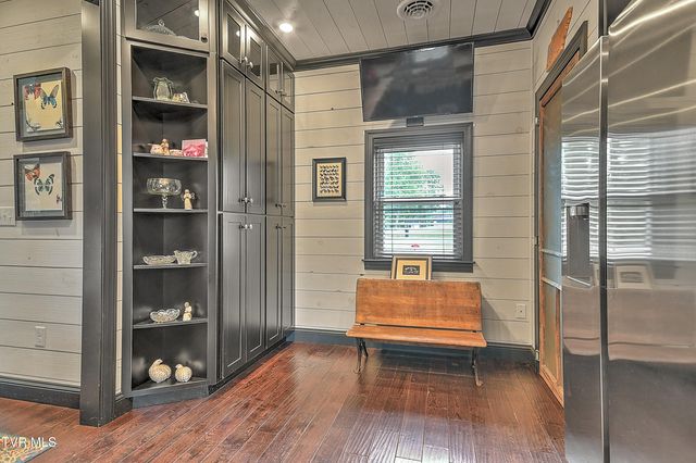 465 Broyles Lane, Bristol, TN 37620