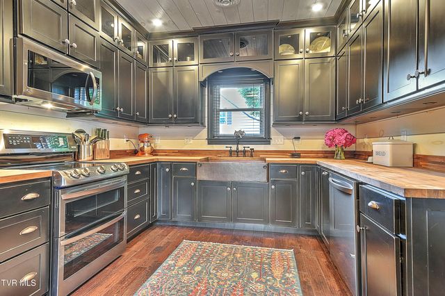 465 Broyles Lane, Bristol, TN 37620