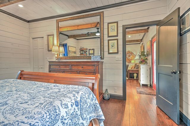 465 Broyles Lane, Bristol, TN 37620