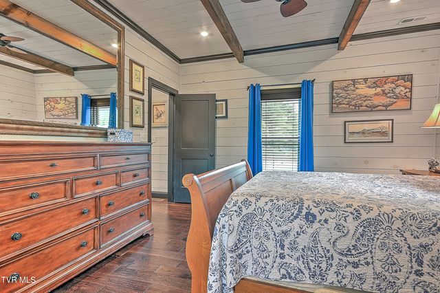 465 Broyles Lane, Bristol, TN 37620