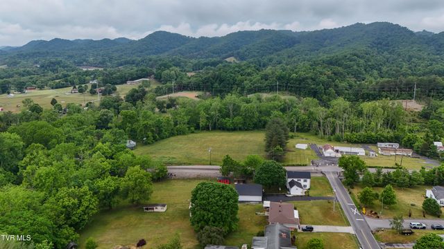 465 Broyles Lane, Bristol, TN 37620