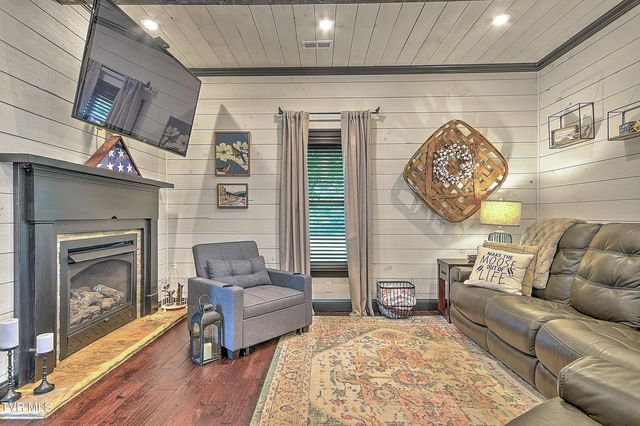 465 Broyles Lane, Bristol, TN 37620