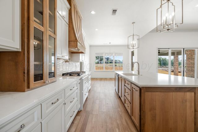 16551 Spring Lake Dr, Canyon, TX 79015