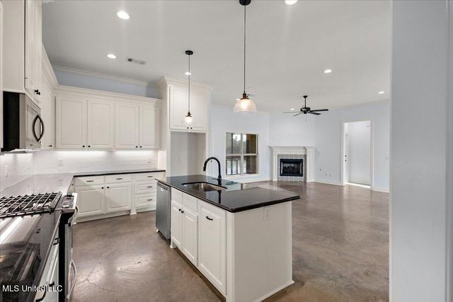 104 Glenwild Trail, Canton, MS 39046