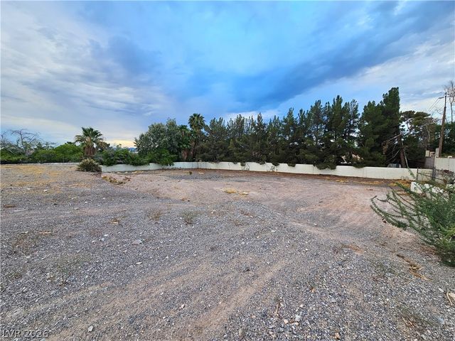 3115 East Viking Road, Las Vegas, NV 89121