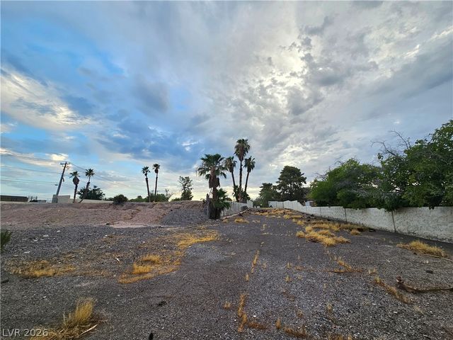 3115 East Viking Road, Las Vegas, NV 89121