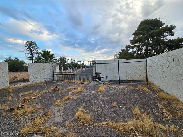 3115 East Viking Road, Las Vegas, NV 89121