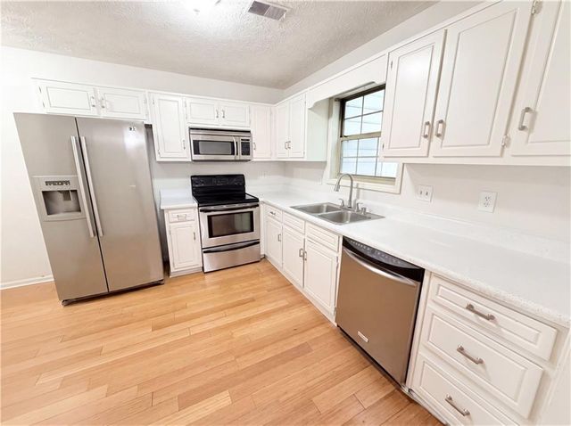 4558 Coopers Creek Place SE, Smyrna, GA 30082