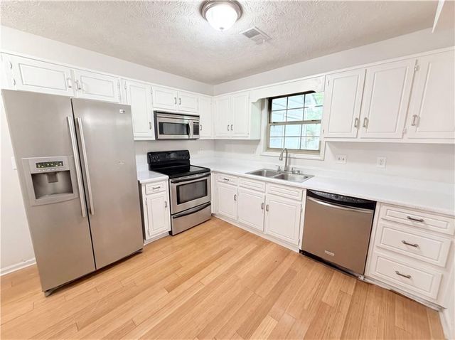 4558 Coopers Creek Place SE, Smyrna, GA 30082