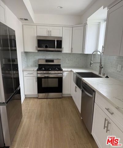 227 N Park View Street, Los Angeles, CA 90026