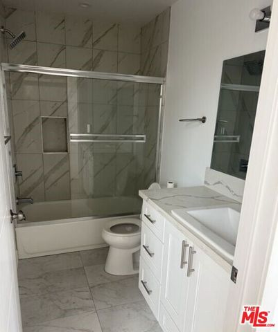 227 N Park View Street, Los Angeles, CA 90026