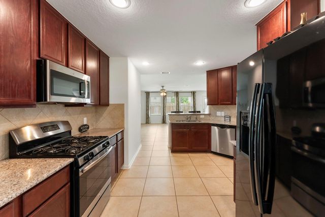 1227 Kaliste Meadow Drive, Houston, TX 77090