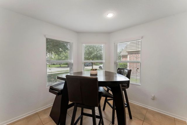 1227 Kaliste Meadow Drive, Houston, TX 77090