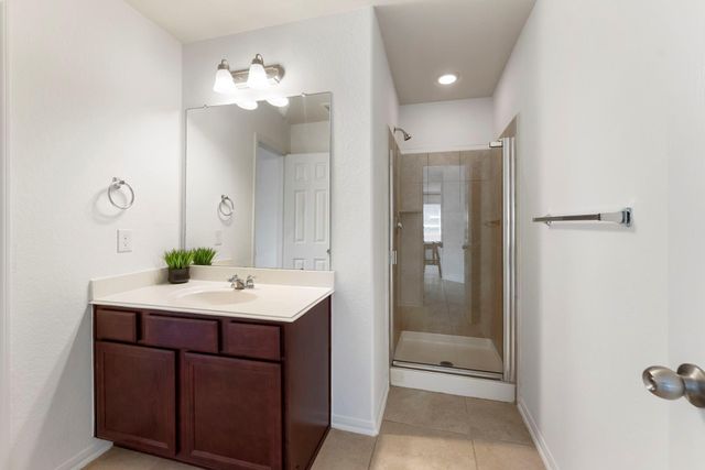 1227 Kaliste Meadow Drive, Houston, TX 77090