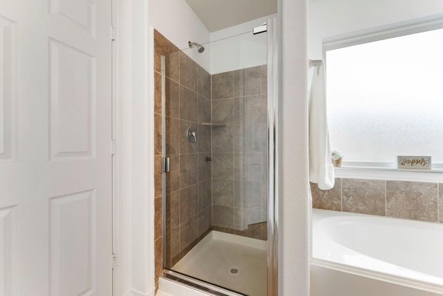 1227 Kaliste Meadow Drive, Houston, TX 77090