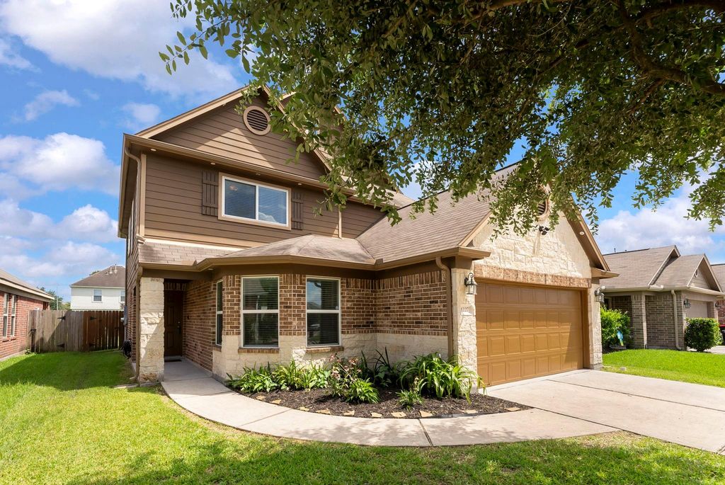 1227 Kaliste Meadow Drive, Houston, TX 77090