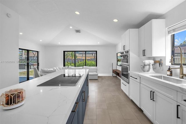 18263 SW 149th Pl, Miami, FL 33187