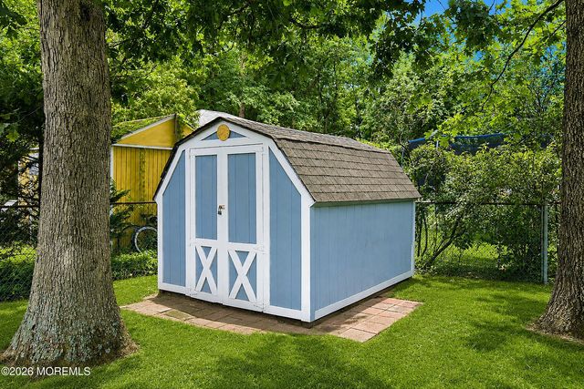 37 Lenox Avenue, Old Bridge, NJ 08857