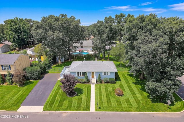 37 Lenox Avenue, Old Bridge, NJ 08857