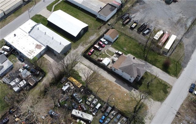 3819 Fuller Avenue, Kansas City, MO 64129