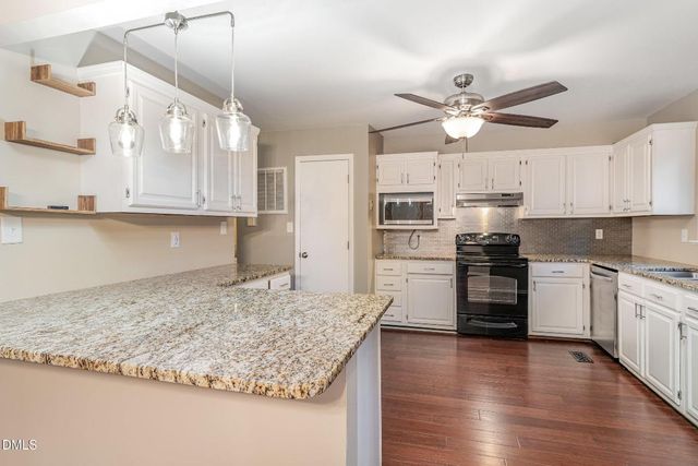 4425 Surry Ridge Circle, Apex, NC 27539