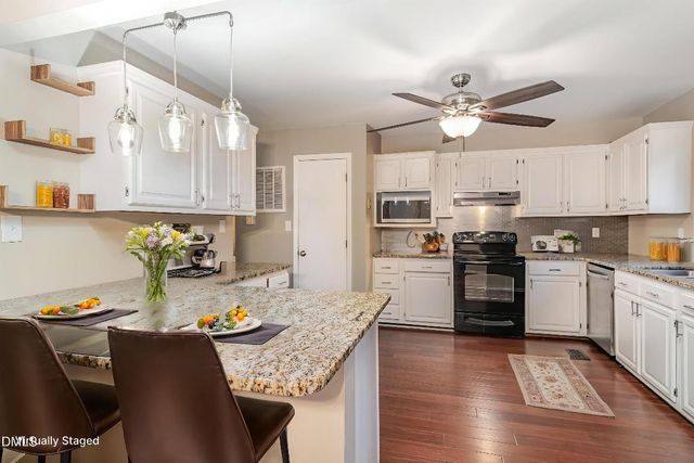 4425 Surry Ridge Circle, Apex, NC 27539