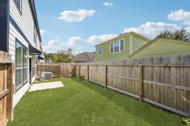 16555 Pentonshire Lane, Houston, TX 77090