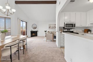 11939 Weddington Street 313, Valley Village, CA 91607