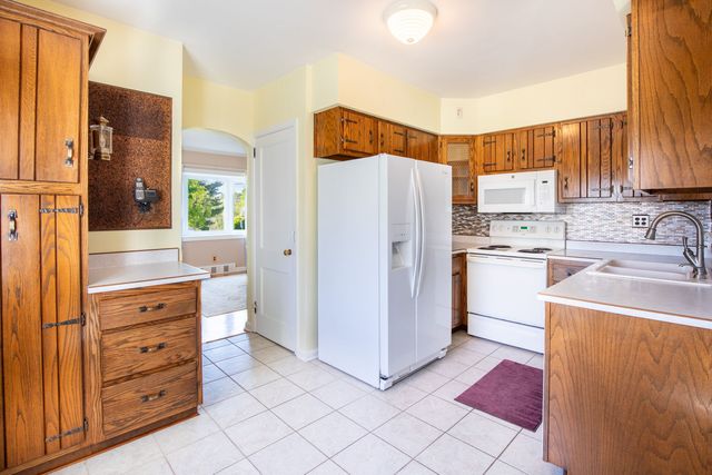 115 McCandless AVENUE, Twp Of But Nw, PA 16001