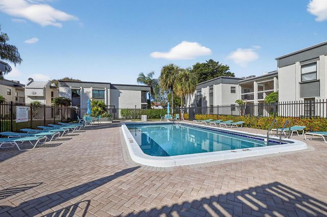 265 SE 10th Street 11c, Deerfield Beach, FL 33441