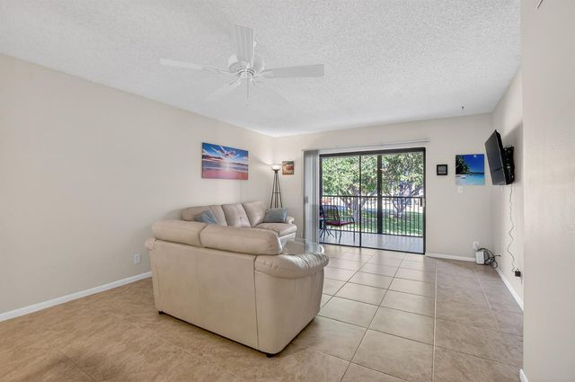 265 SE 10th Street 11c, Deerfield Beach, FL 33441