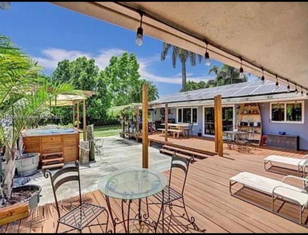 37225 SW 214th Ave, Homestead, FL 33034