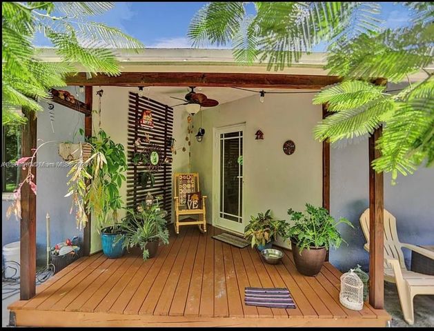 37225 SW 214th Ave, Homestead, FL 33034