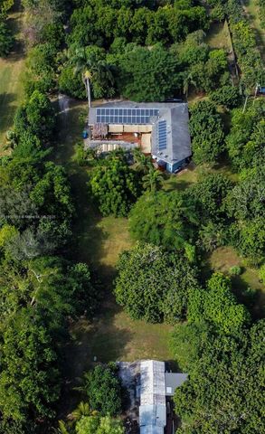 37225 SW 214th Ave, Homestead, FL 33034