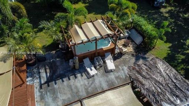 37225 SW 214th Ave, Homestead, FL 33034