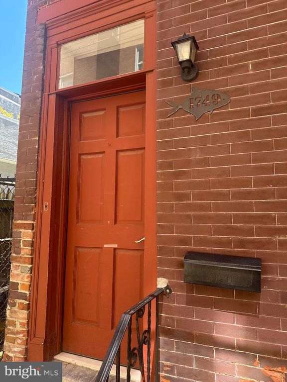 1749 SEPVIVA ST, Philadelphia, PA 19125