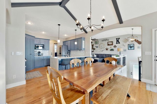 2423 N Spring Hollow, Wichita, KS 67228