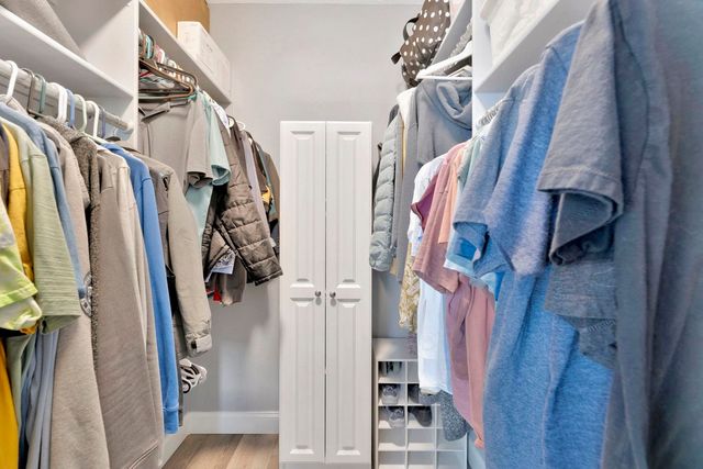 2423 N Spring Hollow, Wichita, KS 67228