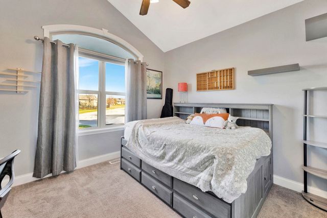 2423 N Spring Hollow, Wichita, KS 67228