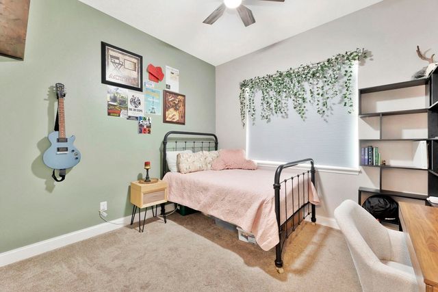 2423 N Spring Hollow, Wichita, KS 67228