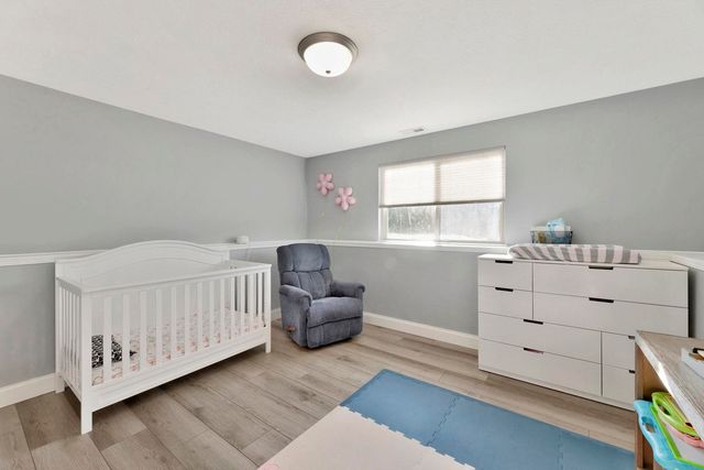 2423 N Spring Hollow, Wichita, KS 67228