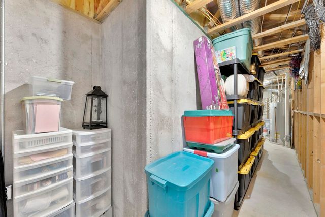 2423 N Spring Hollow, Wichita, KS 67228